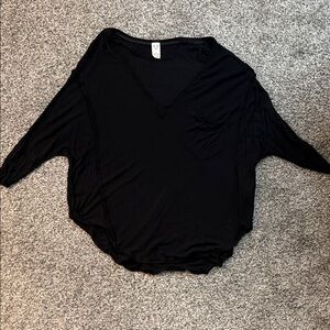 We The Free Black V-Neck Dolman Pocket Tunic Top